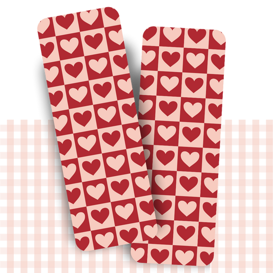 Double-sided bookmark with a retro red and pink heart pattern