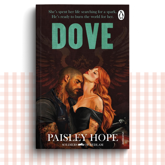 Paperback book cover of 'Dove' by Paisley Hope with a romantic illustration